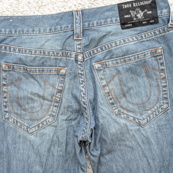 True Religion Men's (Size 32W) Light Blue Denim Jeans - Picture 3 of 16